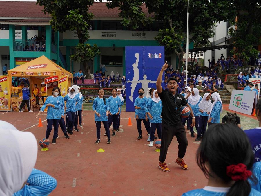 Rayakan 10 Tahun Berdiri, Jr. NBA Indonesia Gelar Klinik Basket untuk Pelajar di&nbsp;Tangerang