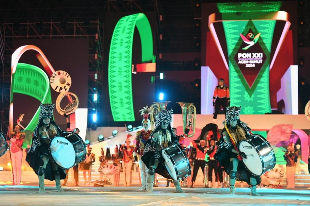 Dihadiri 28 Ribu Masyarakat, Penutupan PON XXI Aceh-Sumut 2024 di Stadion Utama Sumut Berlangsung&nbsp;Meriah