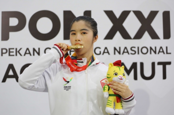 Atlet Senam Kriscahyani Kurniawan Raih Medali Emas PON Aceh-Sumut